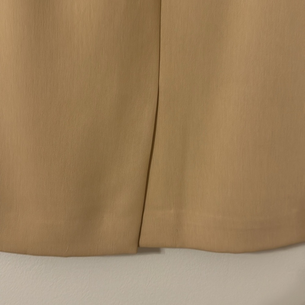 Yansi Fugel Womens Straight Pencil
Skirt Tan Sz 4 Minimalist Neutral Classic - Picture 4 of 7